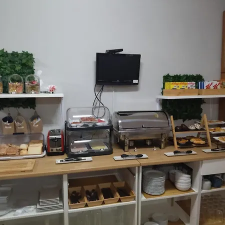 Puente Azud 阿维莱斯