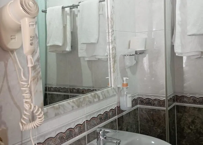 Πανσιόν Puente Azud Αβιλές